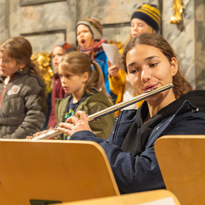 Abschlussgottesdienst im Stift Schlierbach / Foto Haijes Die Visitation im Dekanat Windischgarsten wurde mit einem festlichen Gottesdienst abgeschlossen.