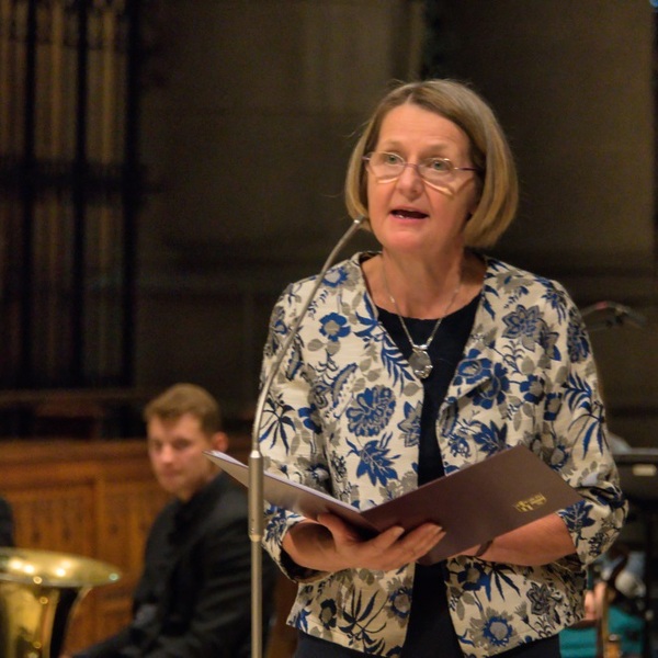 die ehemalige Direktorin der Pastoralen Berufe in der Diözese Linz, Frau Mag.a Brigitte Gruber-Aichberger bei der Sendungsfeier 2019 im Linzer Mariendom