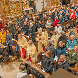 Abschlussgottesdienst im Stift Schlierbach / Foto Haijes Die Visitation im Dekanat Windischgarsten wurde mit einem festlichen Gottesdienst abgeschlossen.