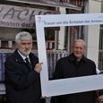 KOO-Vorsitzender Bischof Ludwig Schwarz (re.) und KOO-Geschäftsführer Heinz Hödl
